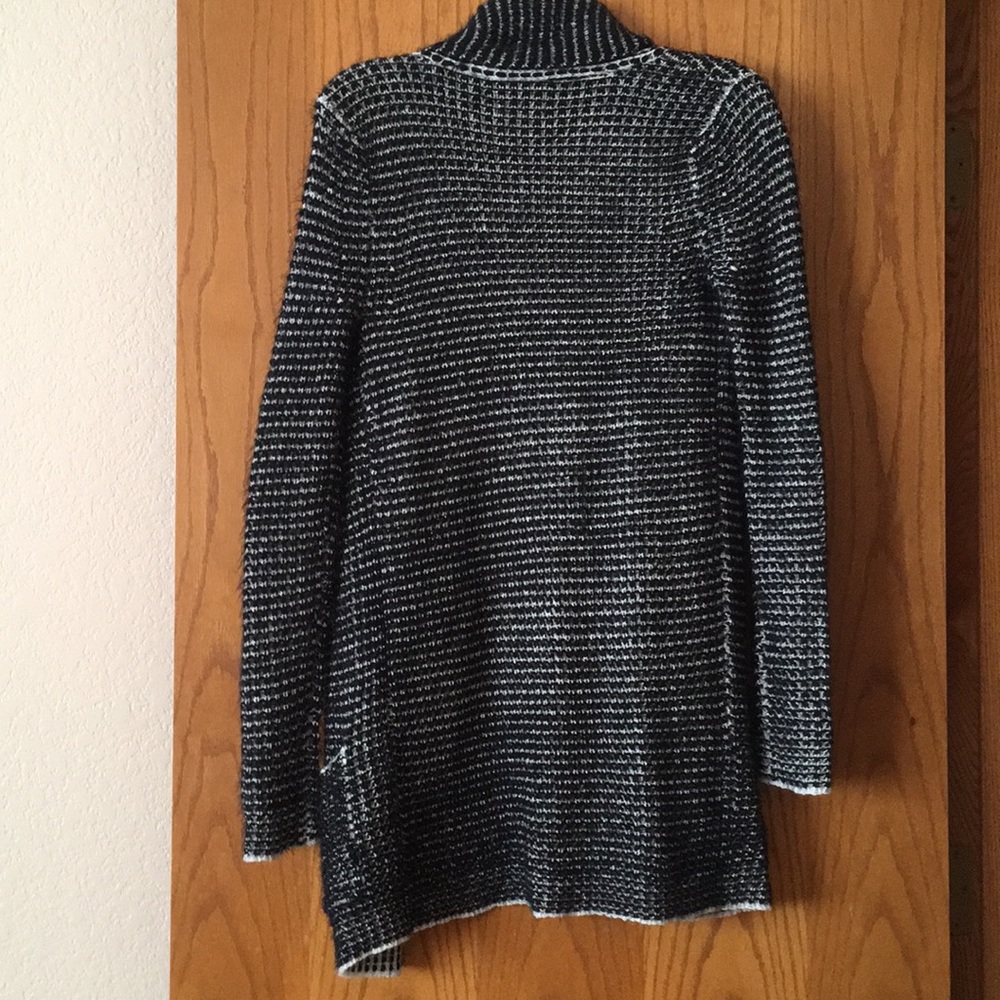 Long Open Cardi - Picture 2 of 2